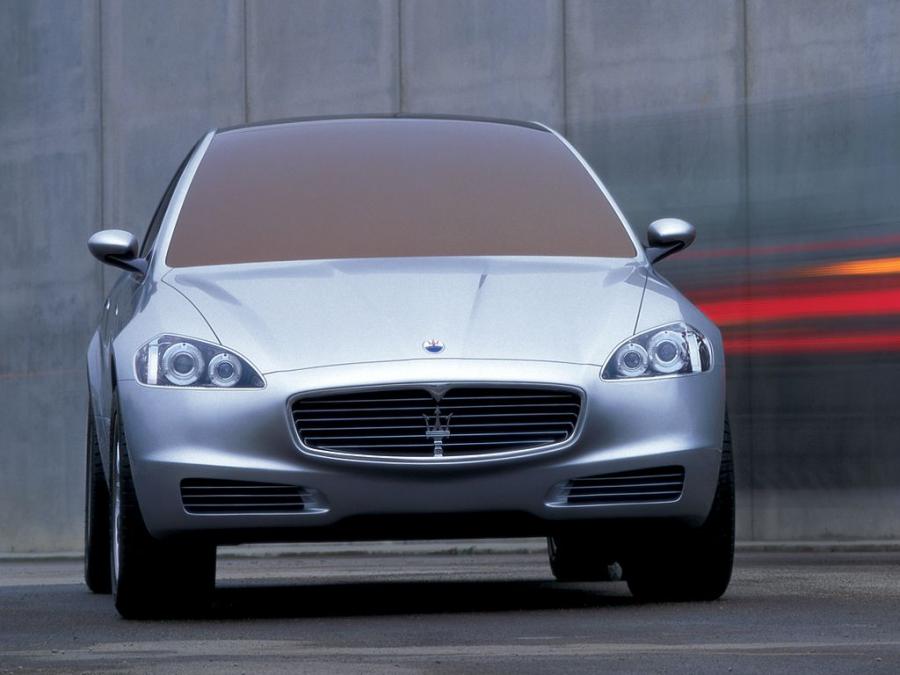  Maserati Kubang GT Wagon Concept 2003 года  (фото 8 из 10)